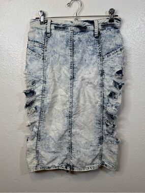 Red Fox Premium Jeans Acid Wash Distressed Skirt Punk Rock Alt Riot Girl Size M